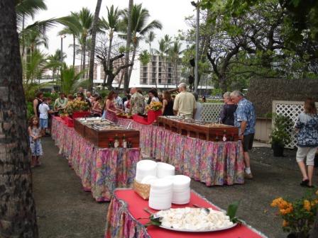Hawaii Luau food lines